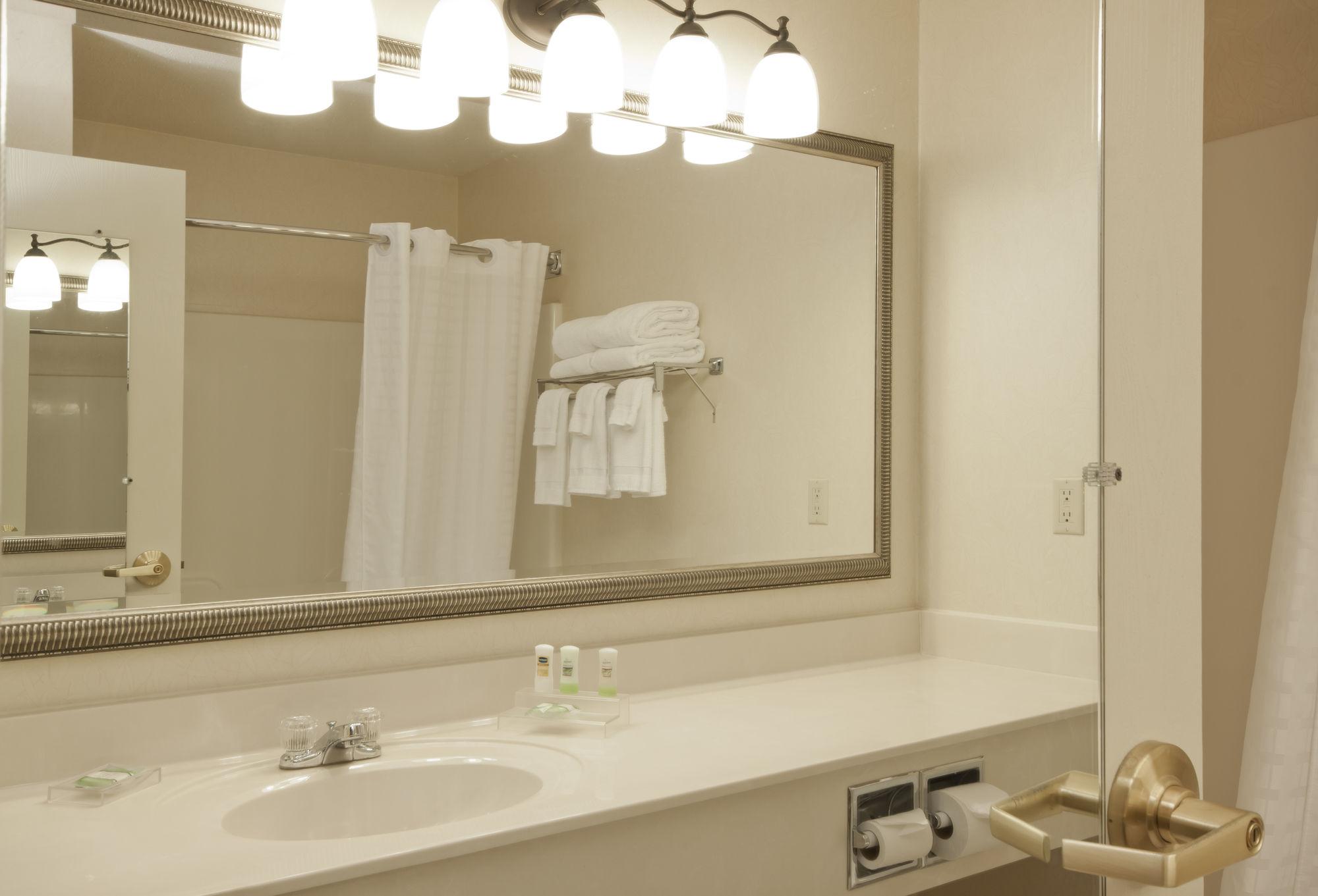 Country Inn & Suites By Radisson, Big Flats Horseheads Εξωτερικό φωτογραφία