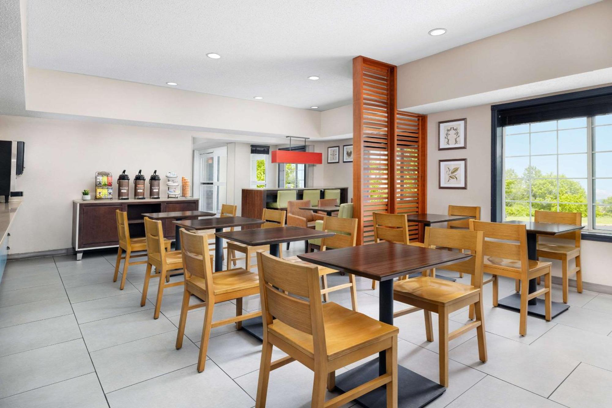 Country Inn & Suites By Radisson, Big Flats Horseheads Εξωτερικό φωτογραφία